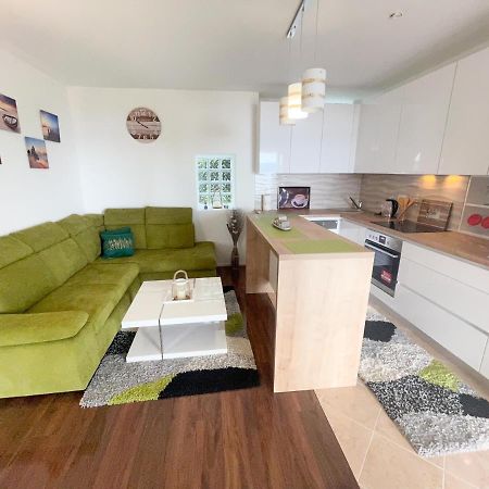 Apartmani Fabijan&Florijan Dramalj Eksteriør billede